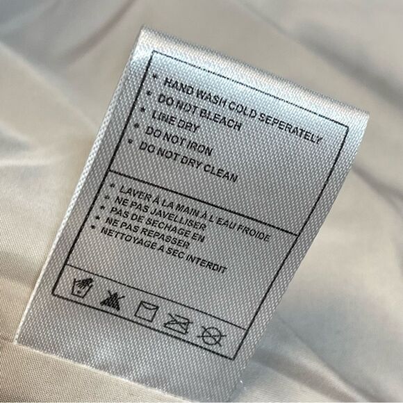 Betsey Johnson Beige Faux Fur Cropped Jacket Size Medium - Picture 14 of 15